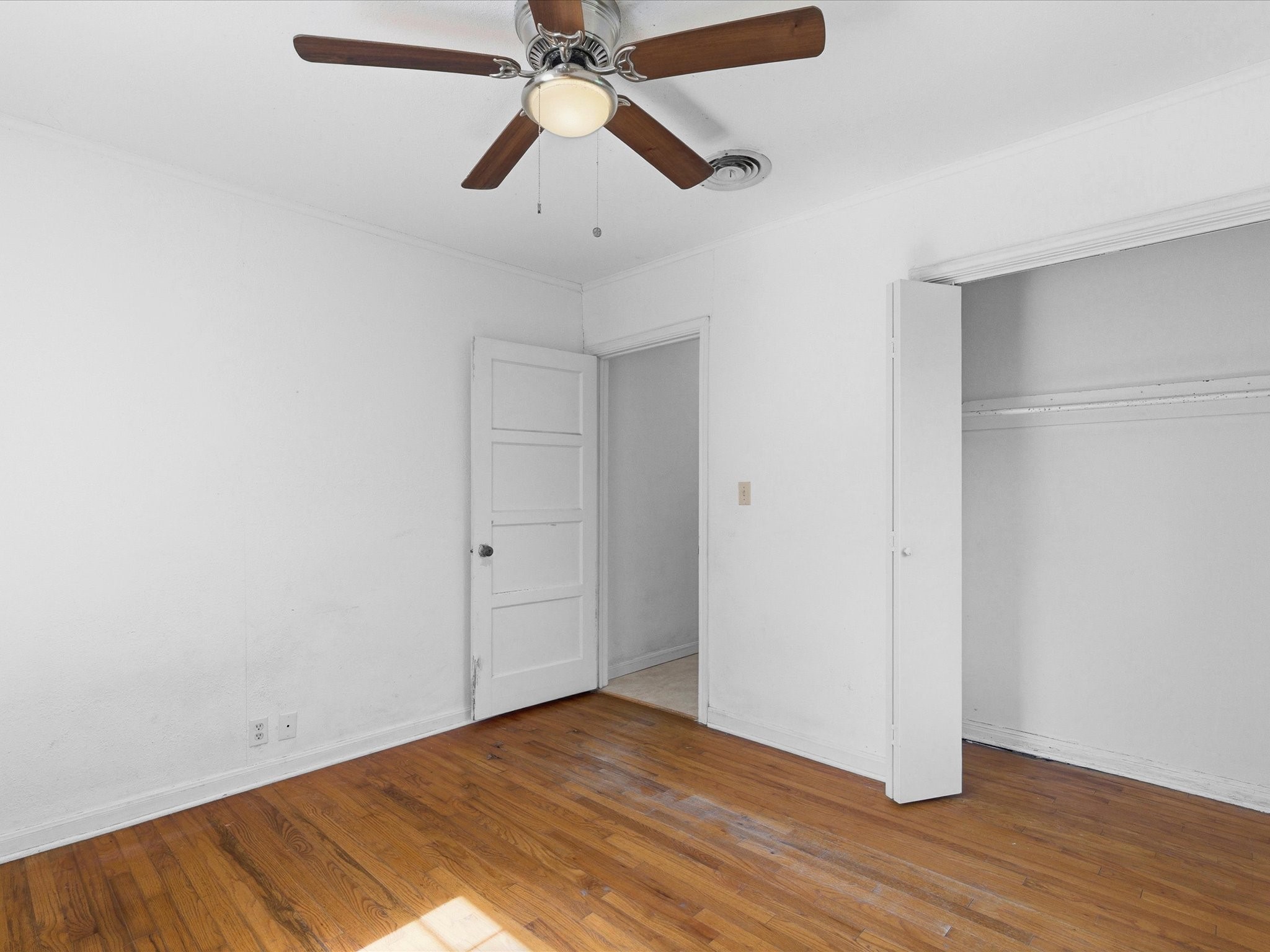 307 Depot Street Whitesboro TX 76273