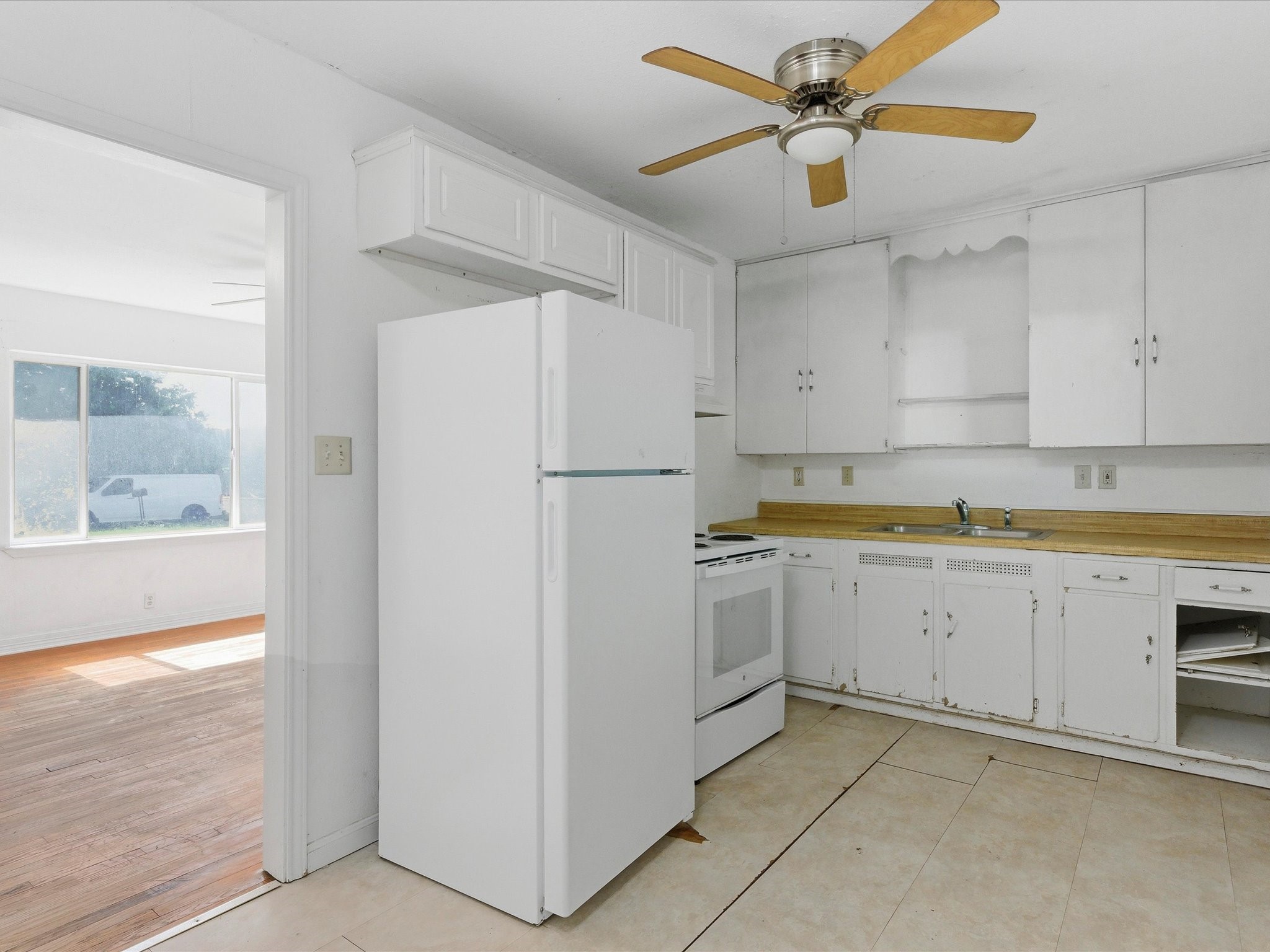 307 Depot Street Whitesboro TX 76273