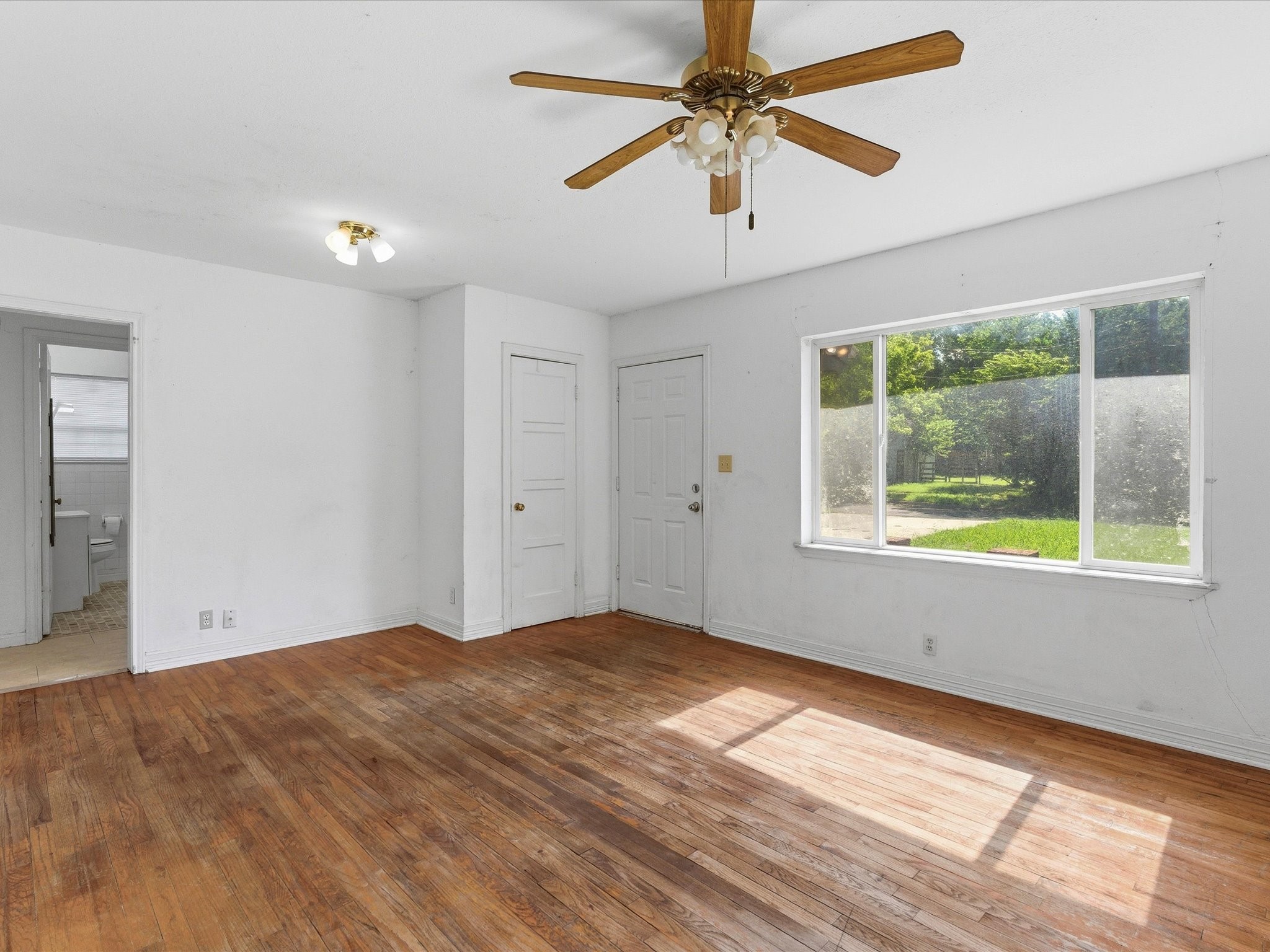 307 Depot Street Whitesboro TX 76273
