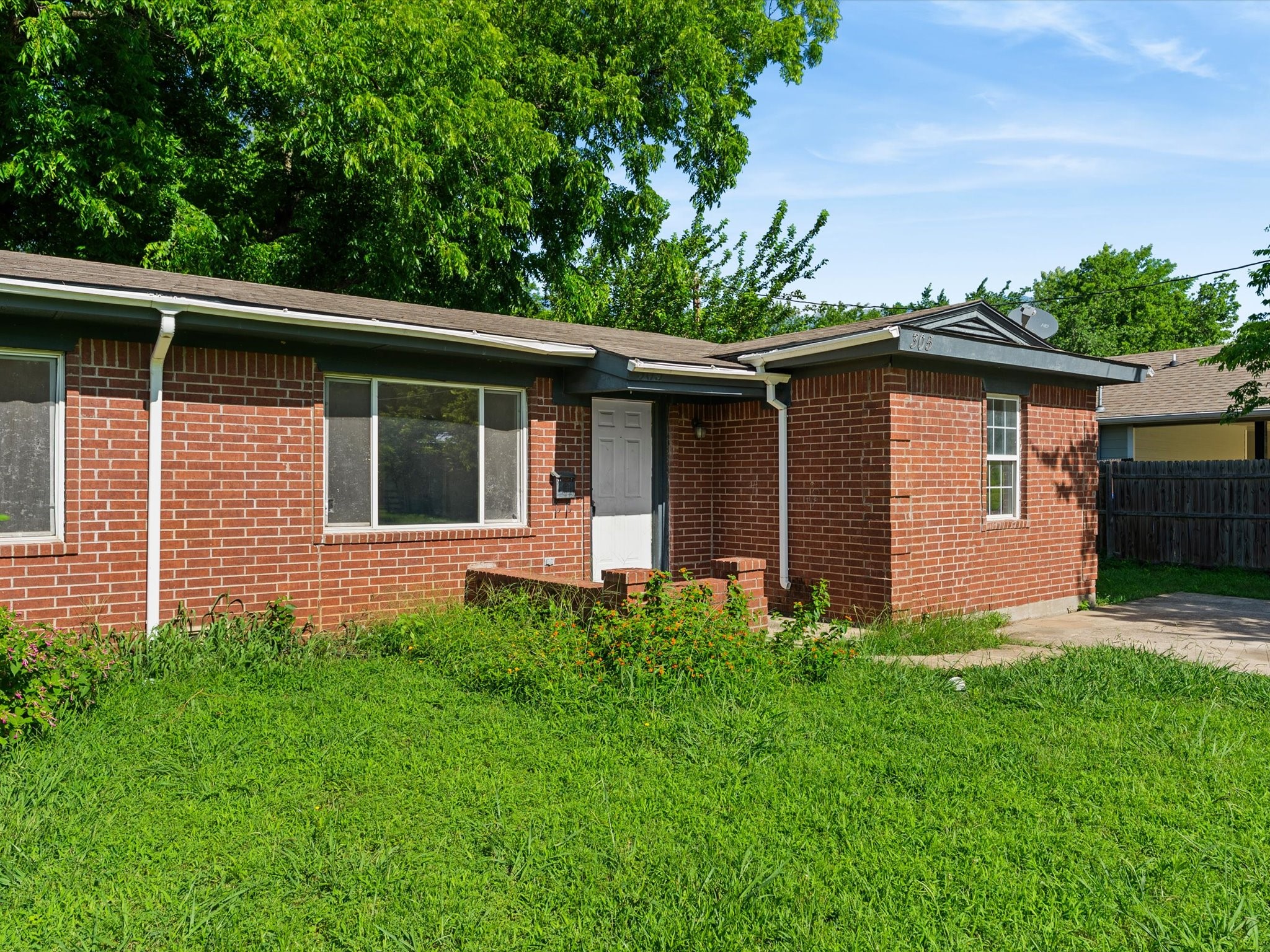 307 Depot Street Whitesboro TX 76273