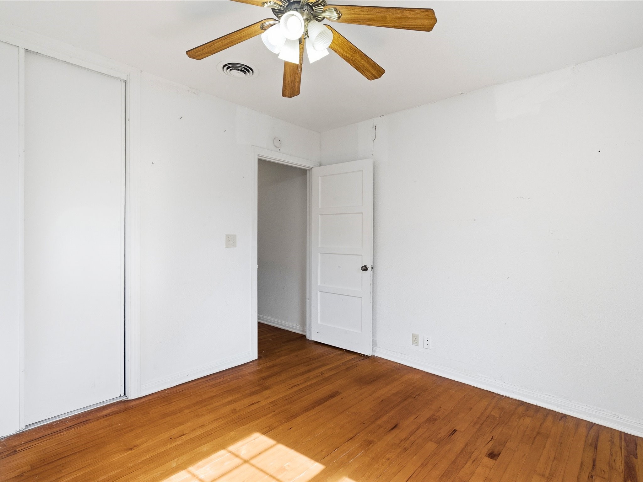 307 Depot Street Whitesboro TX 76273