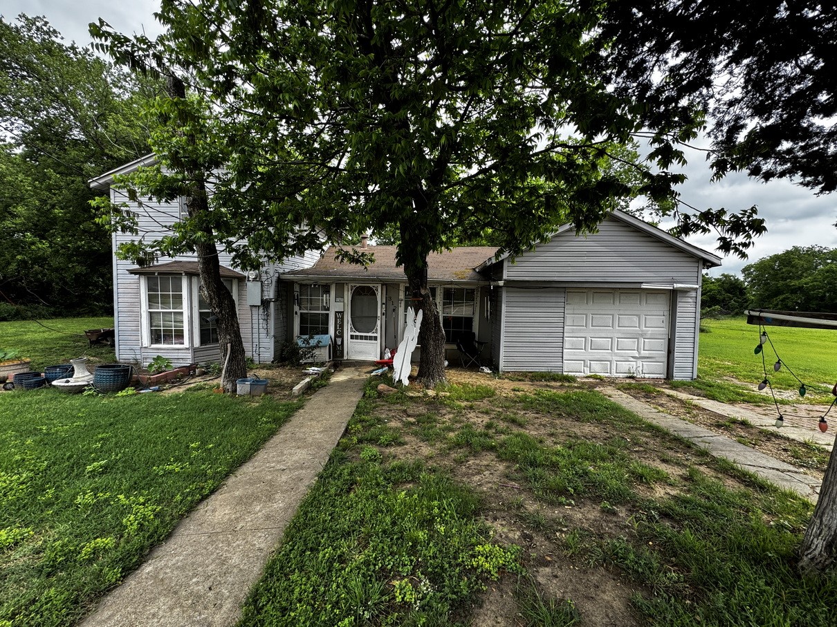 322 Hill Street Grand Prairie TX 75050