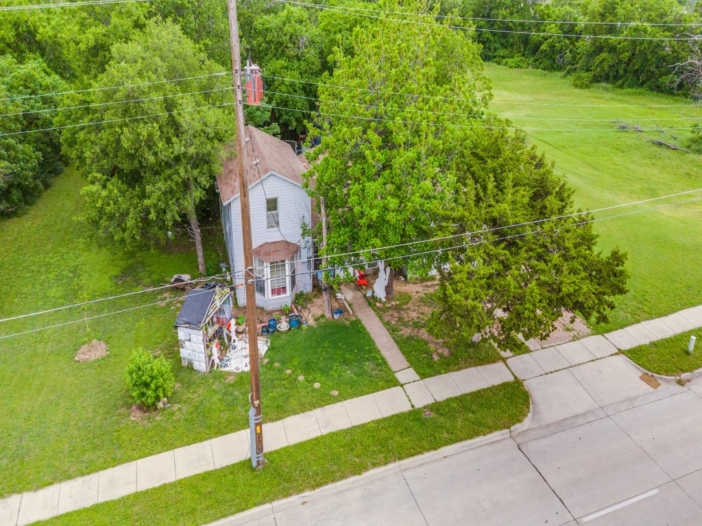 322 Hill Street Grand Prairie TX 75050