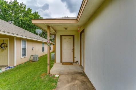 2732 James Road Granbury TX 76049