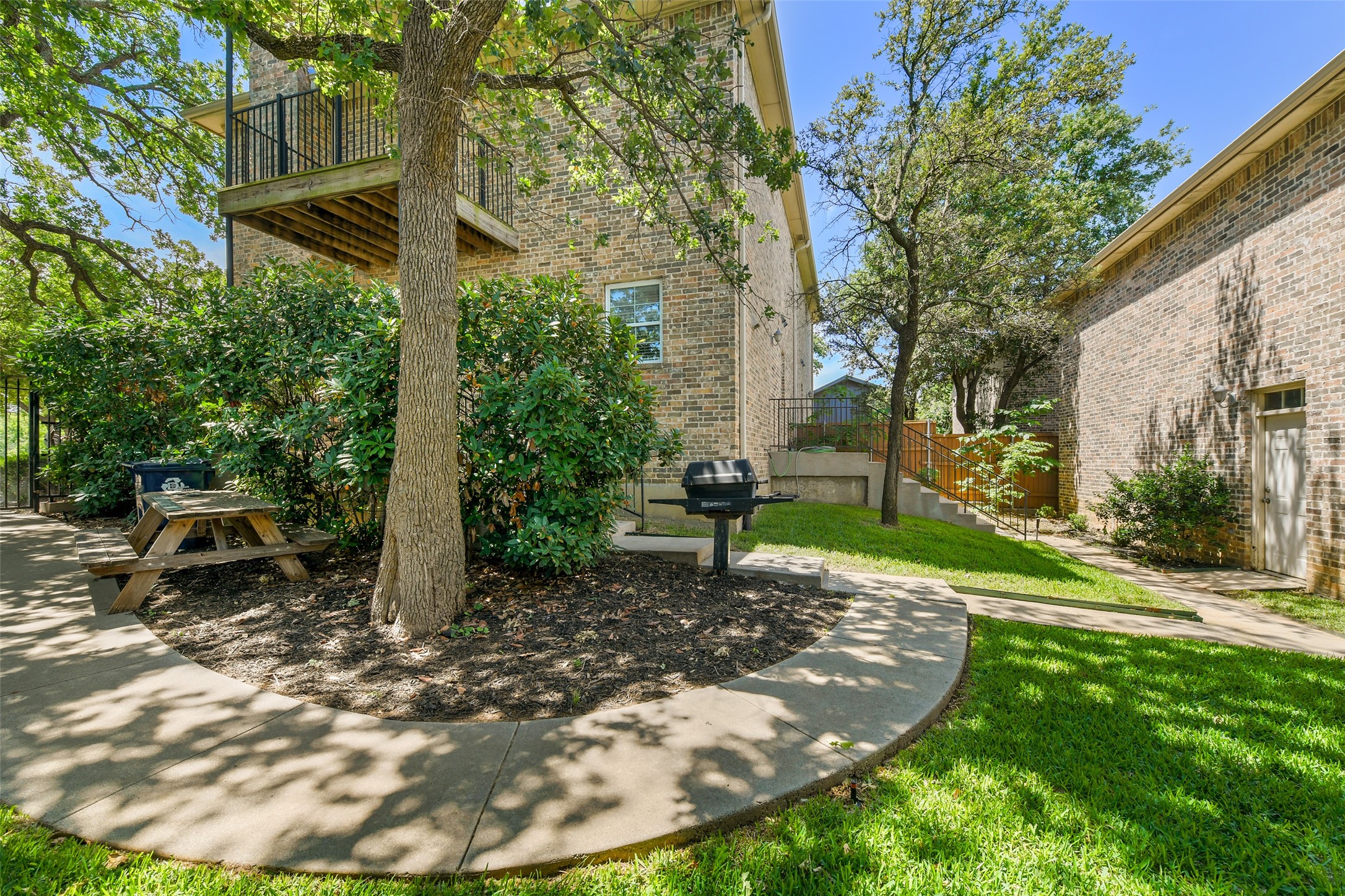 1716-1718 Stonegate Drive Denton TX 76205