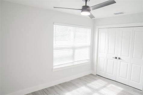 318 Henderson Street Bonham TX 75418