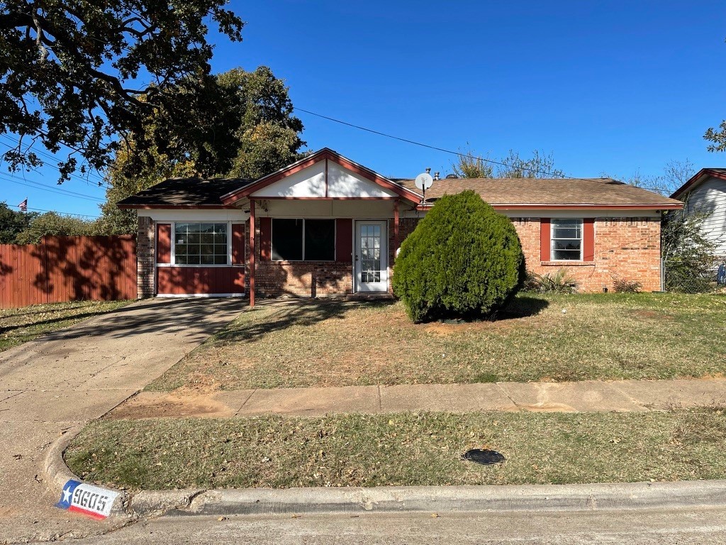 9605 Grady Lane Dallas TX 75217