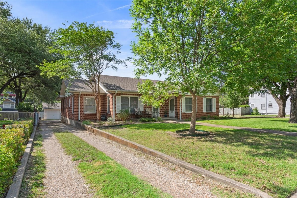 2824 Washington Avenue Waco TX 76710