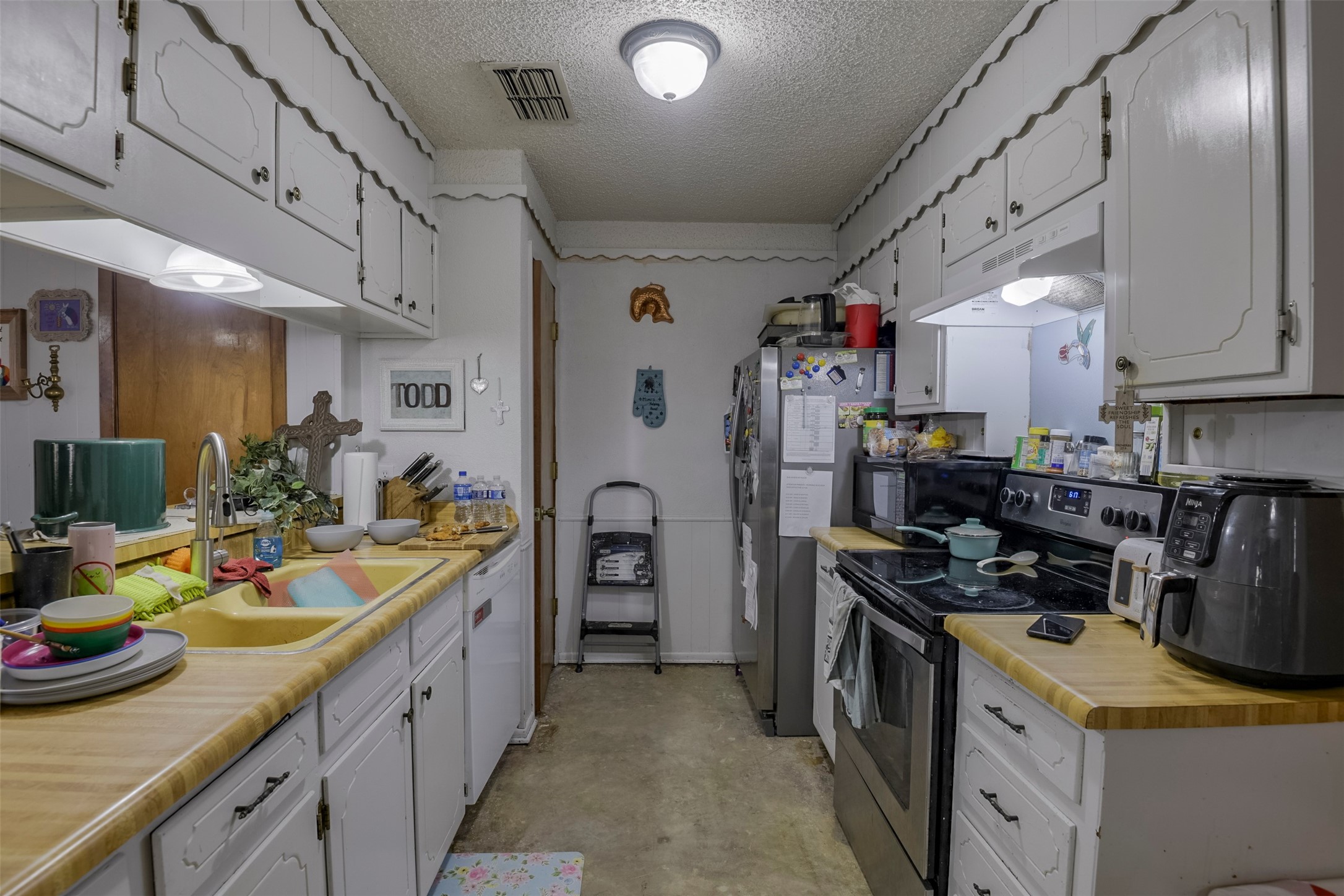 625 NW Renfro Street Burleson TX 76028