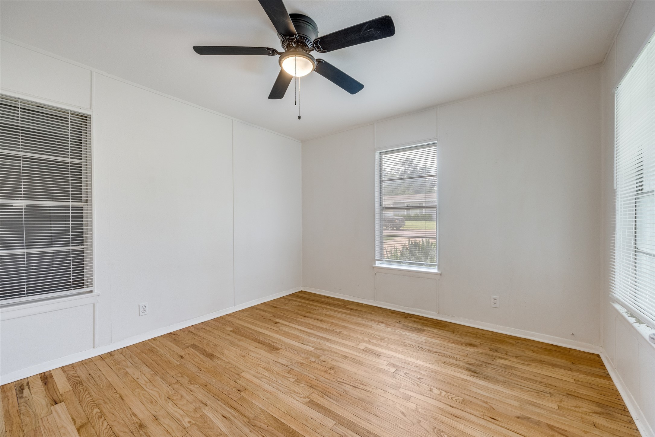 145 Doolittle Drive Denison TX 75020