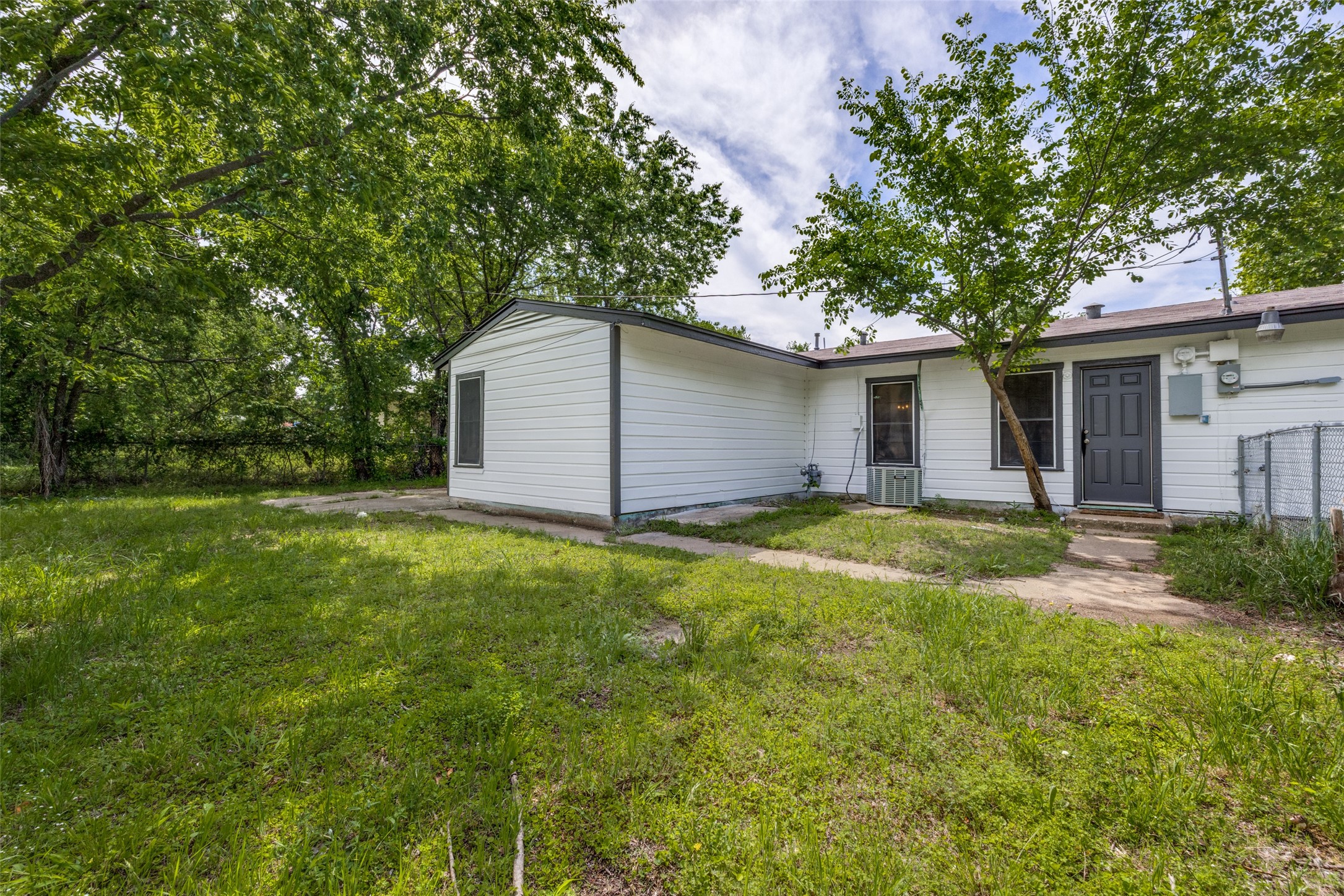 145 Doolittle Drive Denison TX 75020