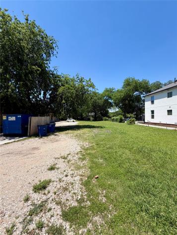 4523-4535 Reiger Avenue Dallas TX 75246