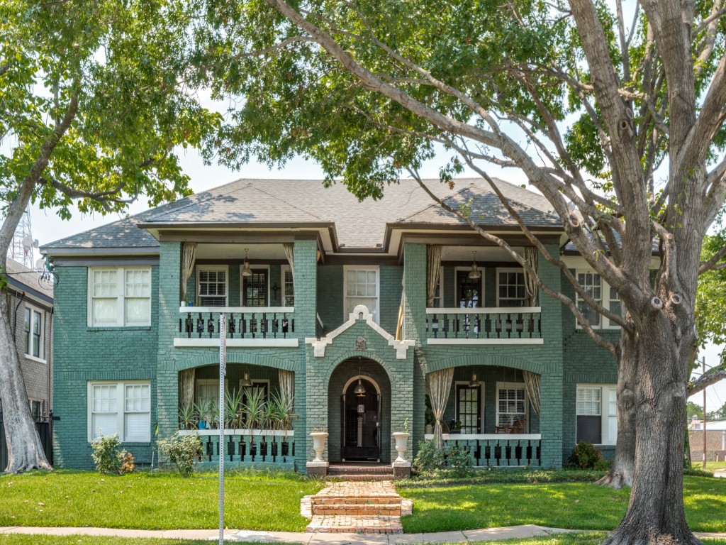 4425 Swiss Avenue Dallas TX 75204