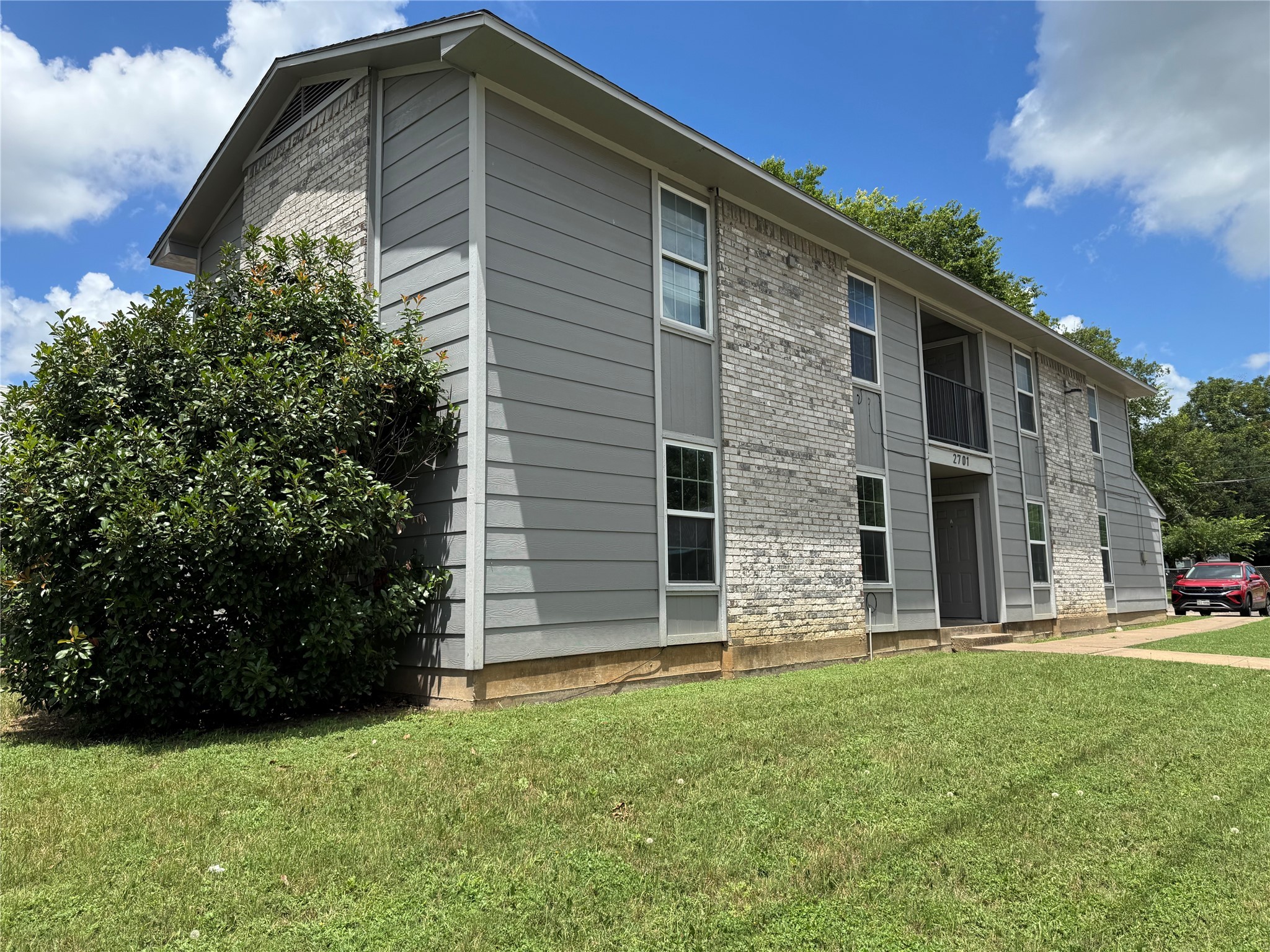 2701 Colonial Avenue Waco TX 76707