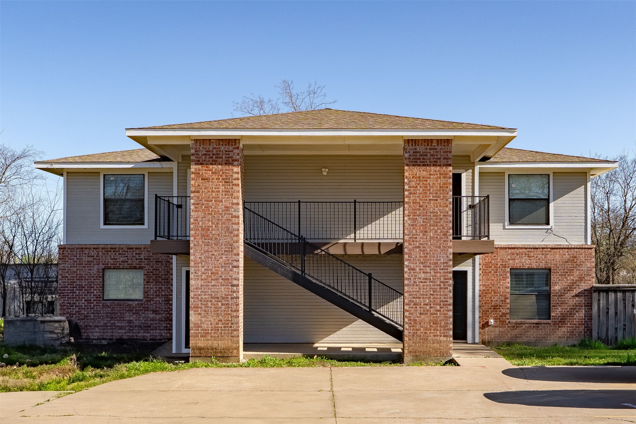 852 W Vanderbilt Stephenville TX 76401