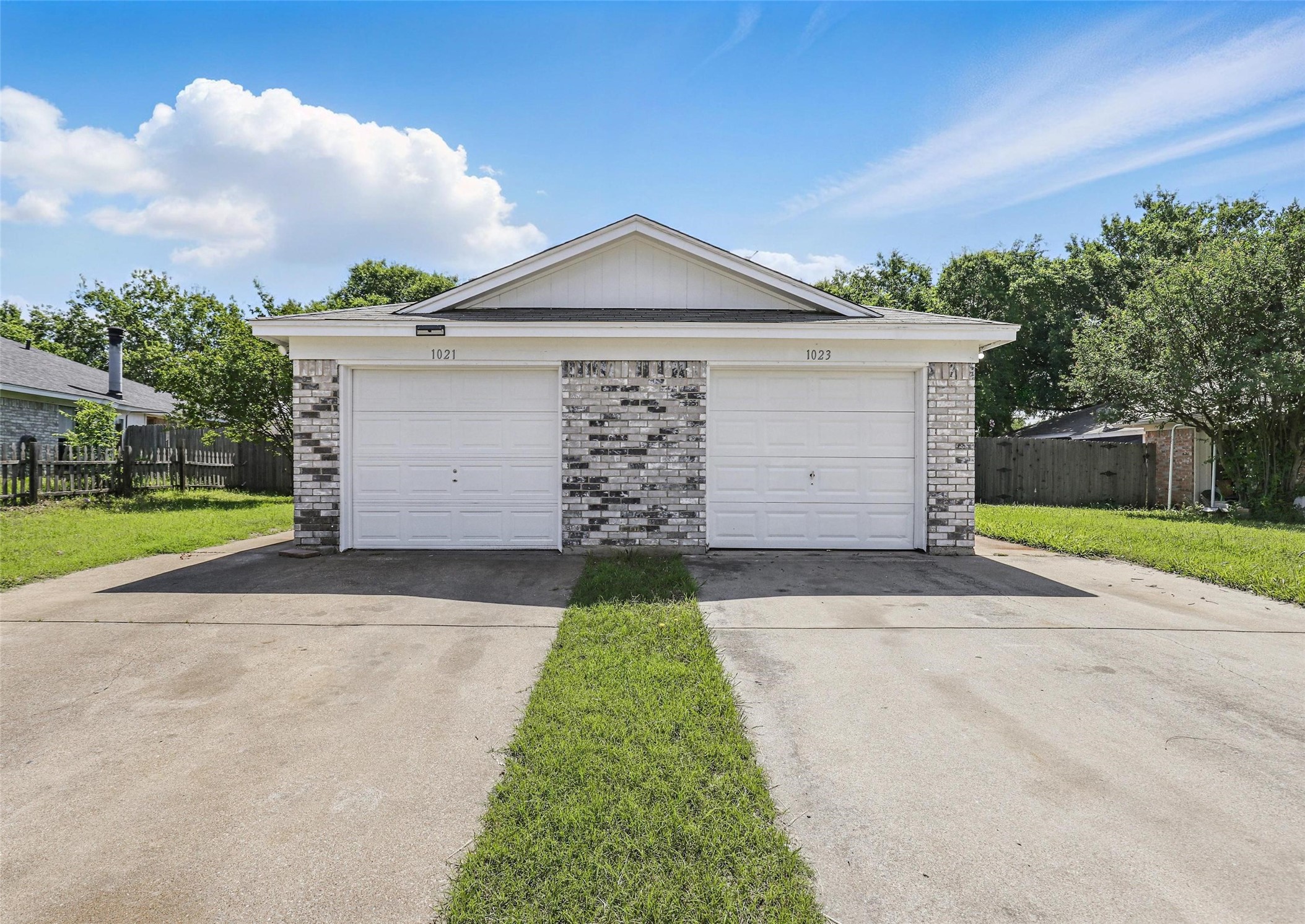1021 Irene Street Burleson TX 76028