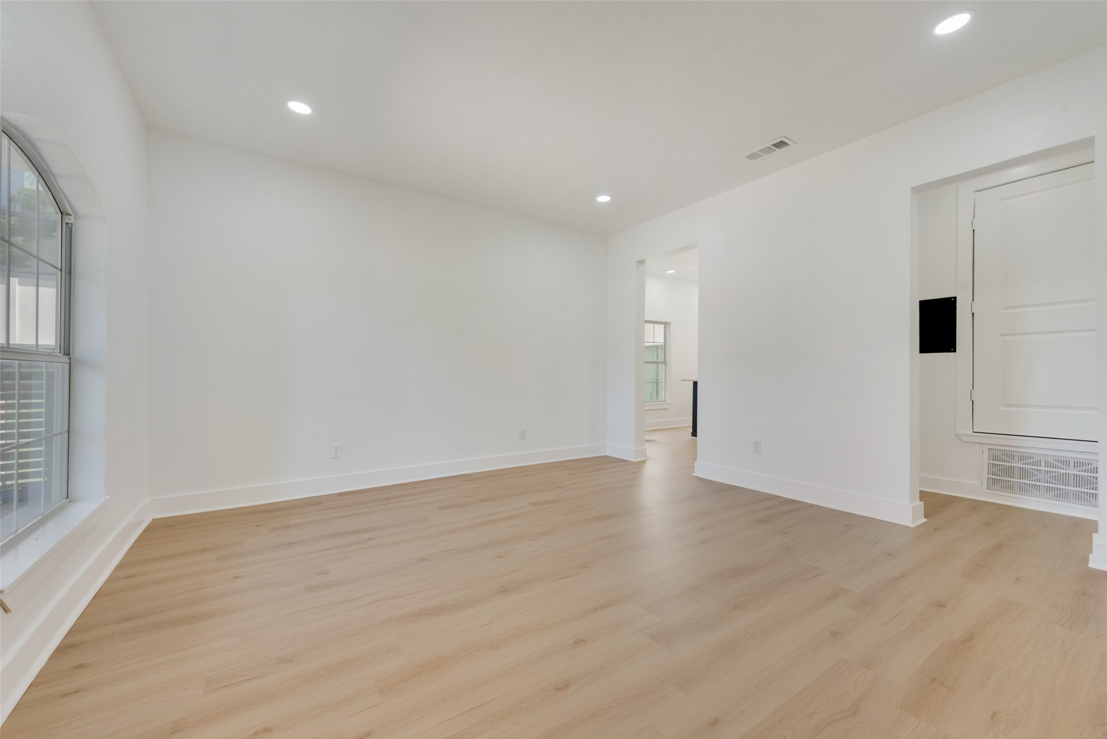 506 N Lancaster Avenue Dallas TX 75203