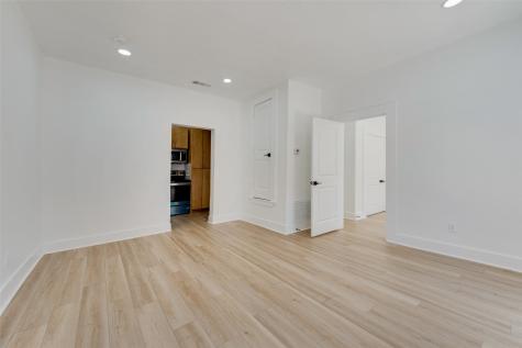 506 N Lancaster Avenue Dallas TX 75203