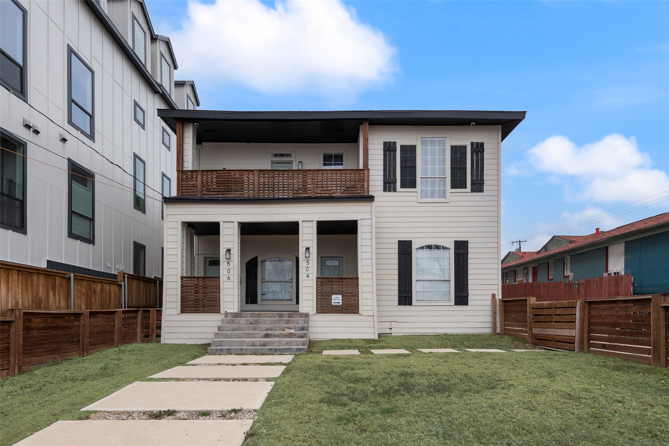 506 N Lancaster Avenue Dallas TX 75203