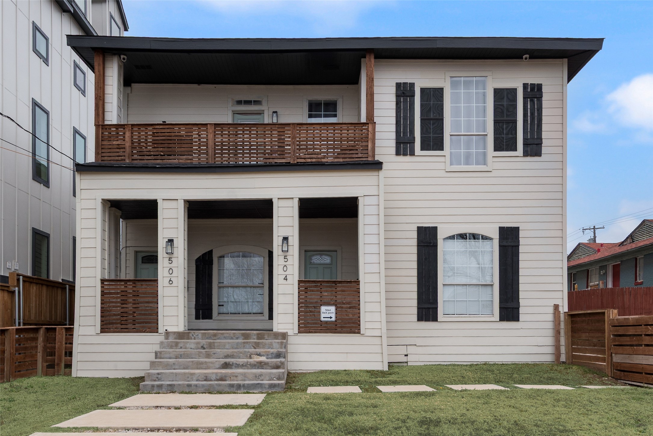 506 N Lancaster Avenue Dallas TX 75203