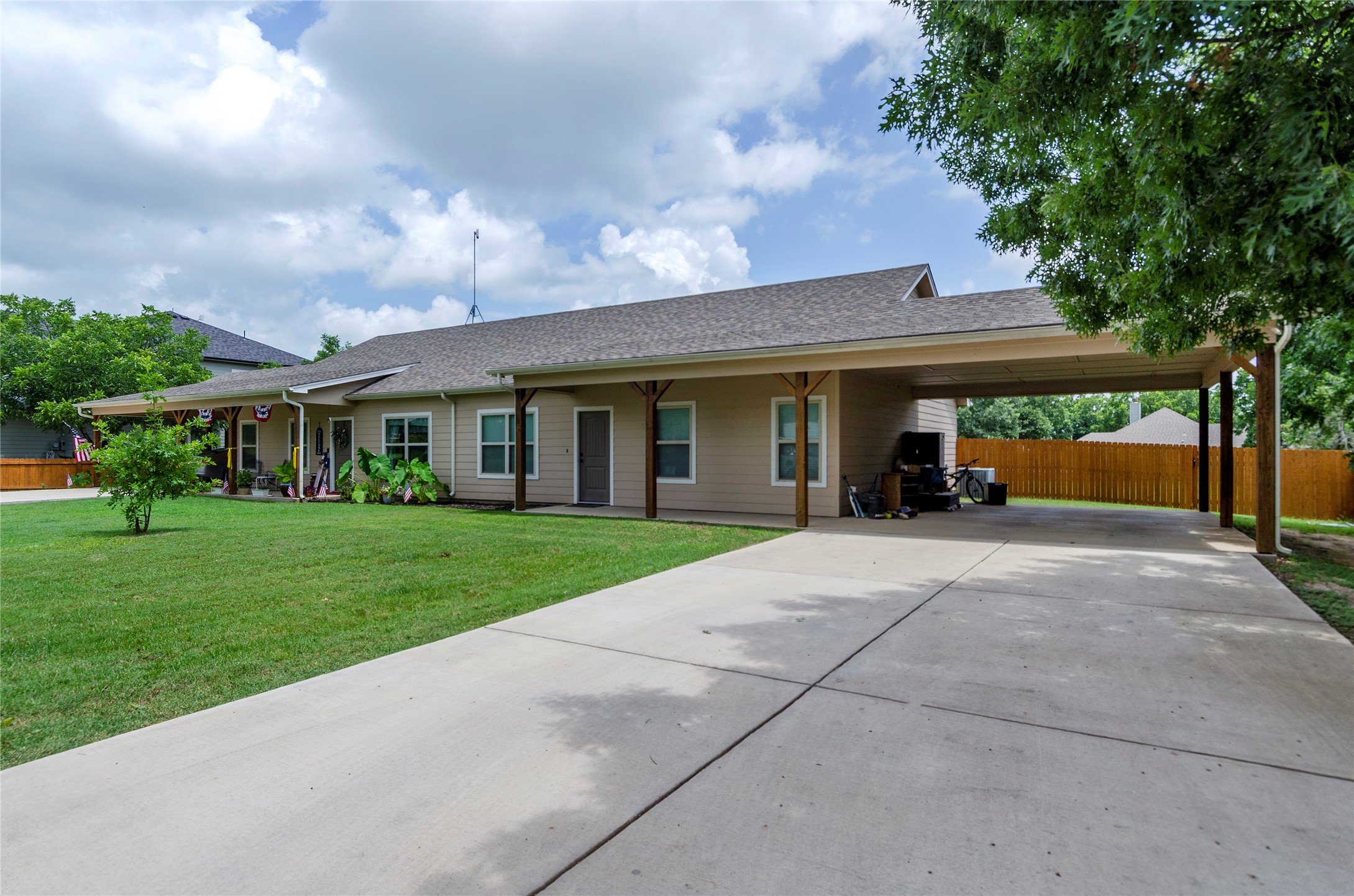 114 Ash Street Paradise TX 76073