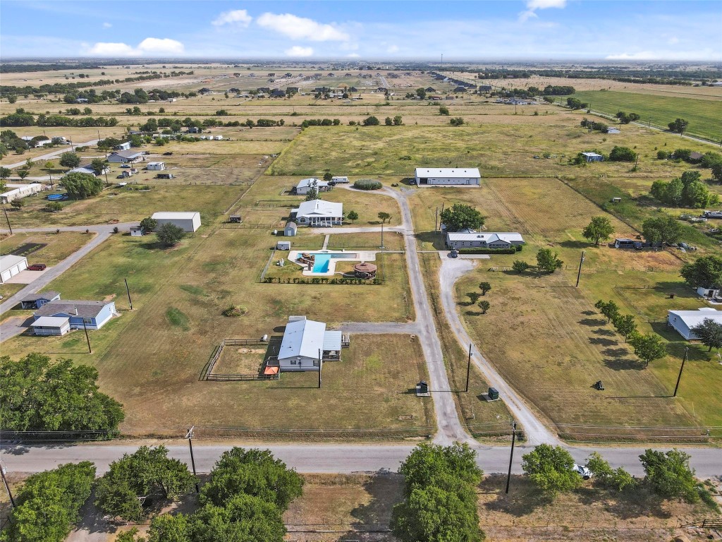 4122 Lois Road W Sanger TX 76266