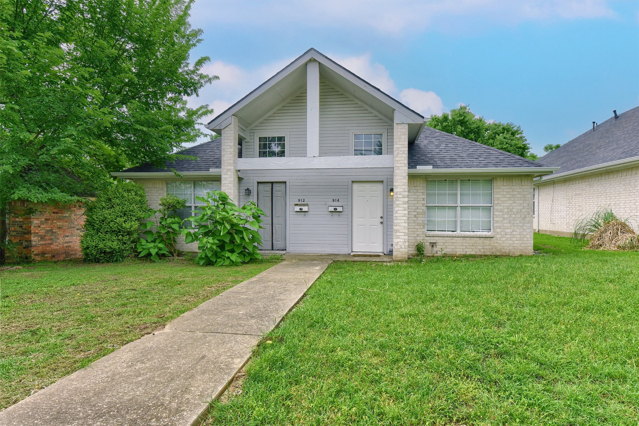 912-914 W Houston Street Sherman TX 75092