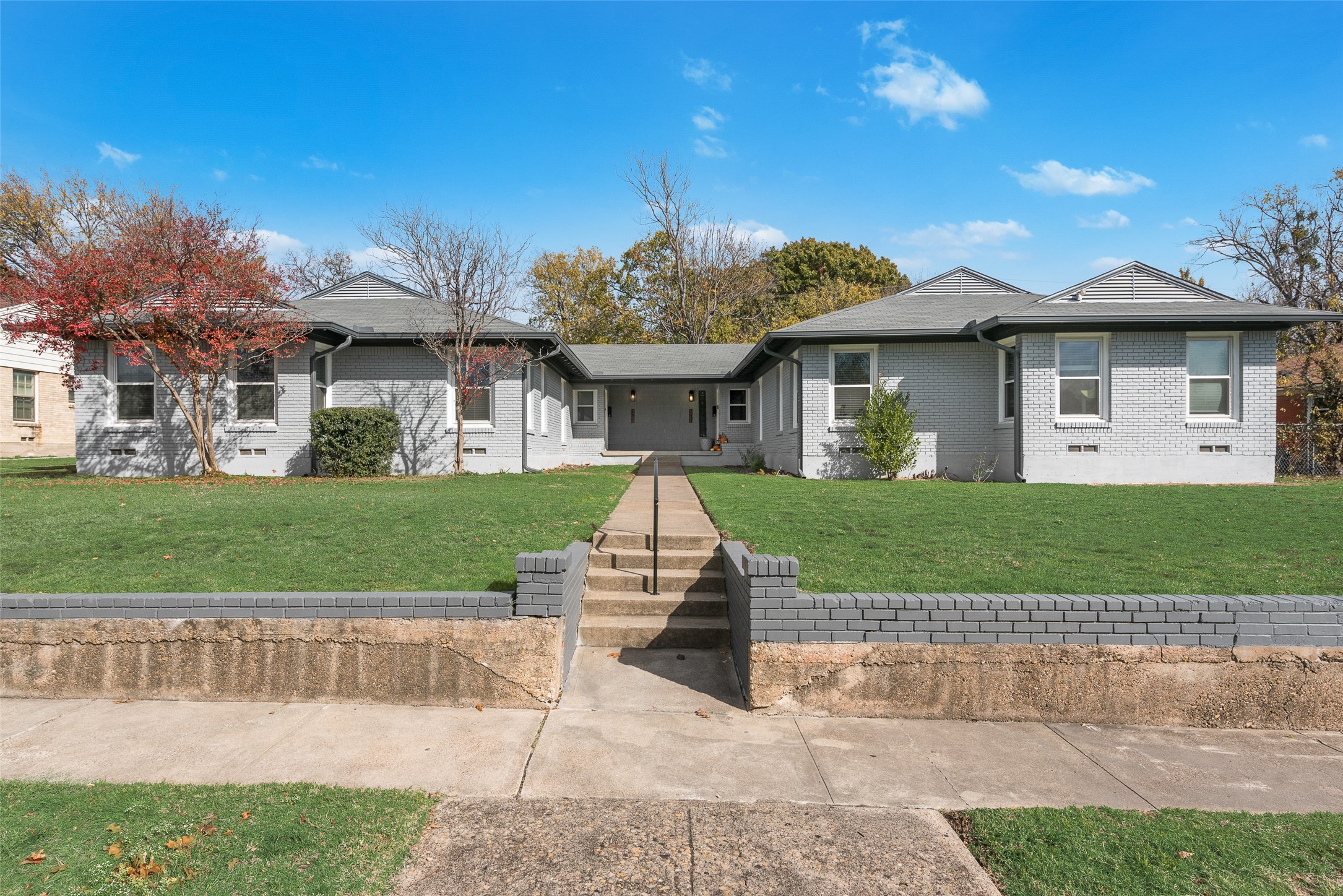1755 Mariposa Drive Dallas TX 75228