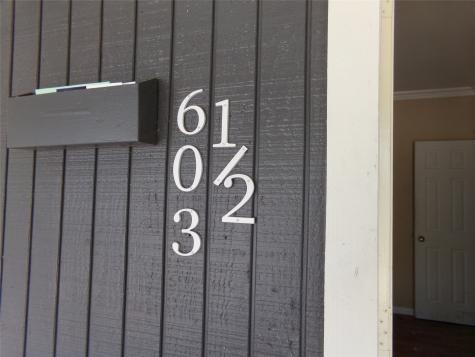 601 Cristler Avenue Dallas TX 75223