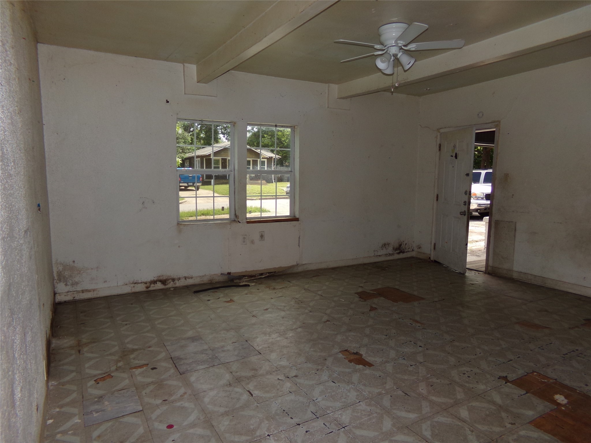 601 Cristler Avenue Dallas TX 75223