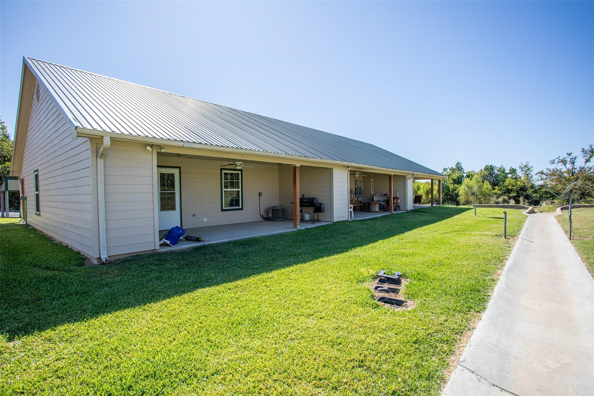 716 Rocky Ridge Flatts Road Oak Ridge TX 76240