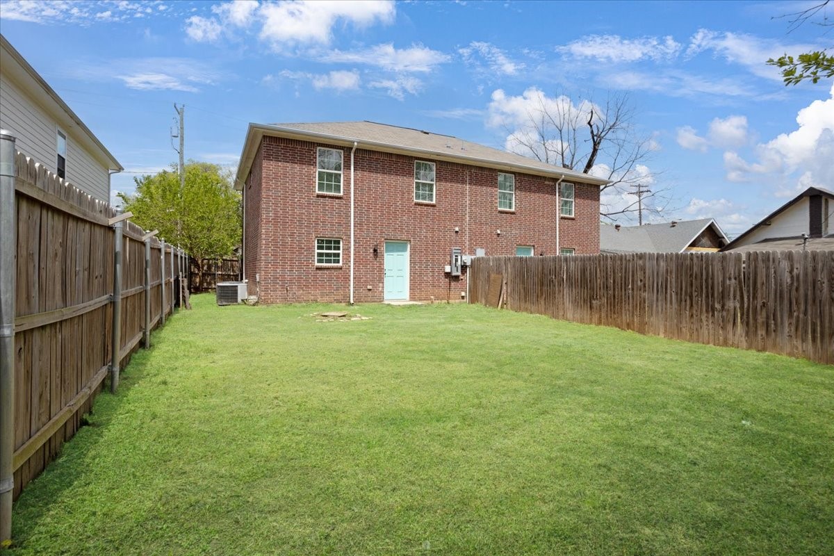 216 & 218 E Cherry Street Sherman TX 75090