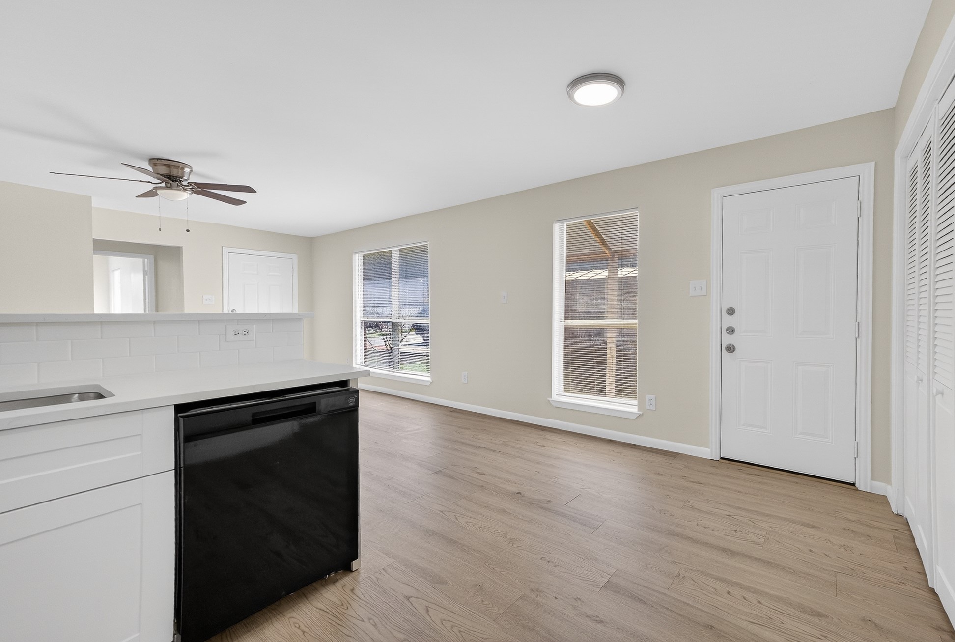 2971 Loving Avenue Fort Worth TX 76106
