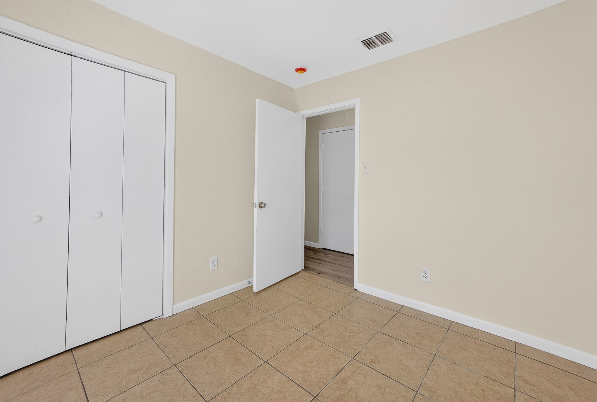 2971 Loving Avenue Fort Worth TX 76106