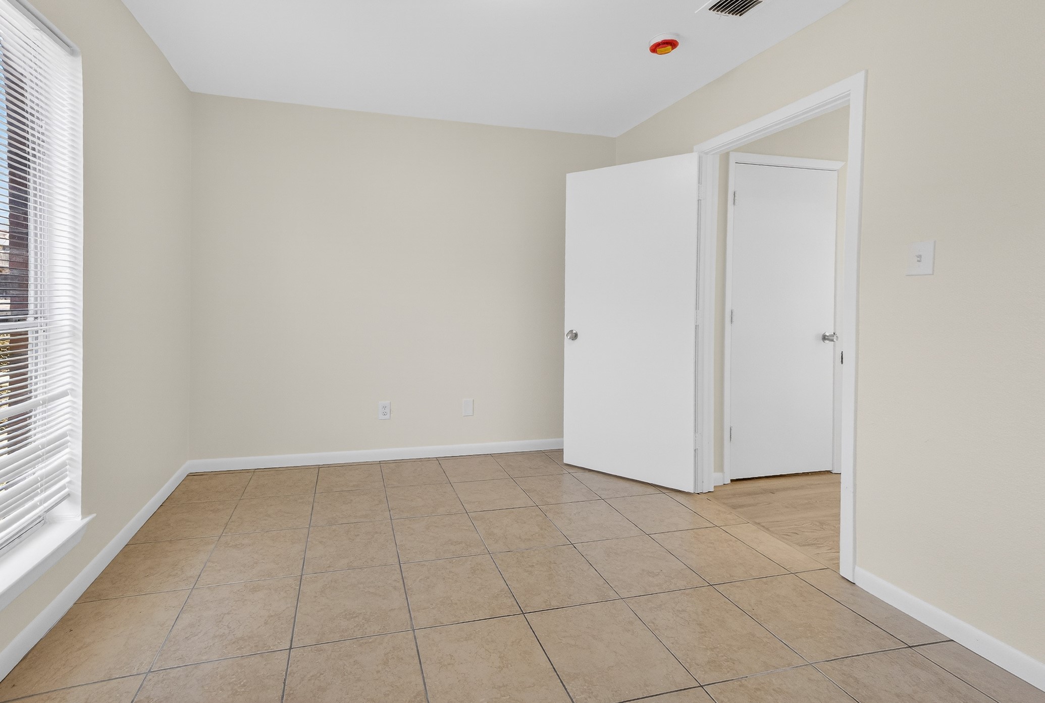 2971 Loving Avenue Fort Worth TX 76106