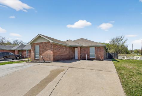 2971 Loving Avenue Fort Worth TX 76106