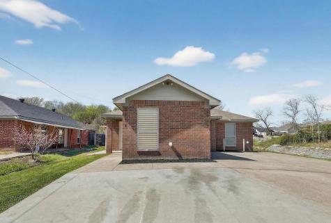 2971 Loving Avenue Fort Worth TX 76106