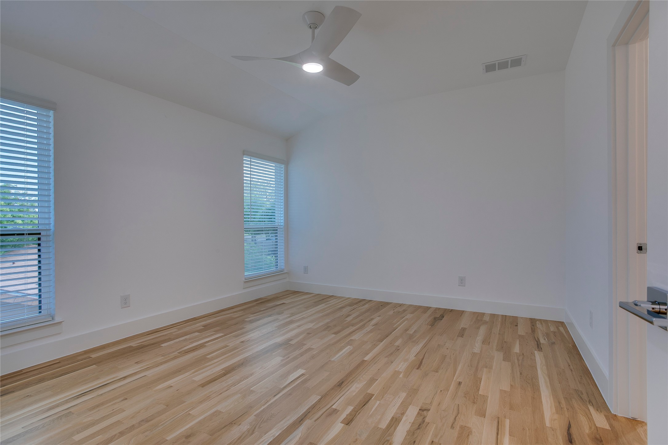 2315 S Vernon Avenue Dallas TX 75224