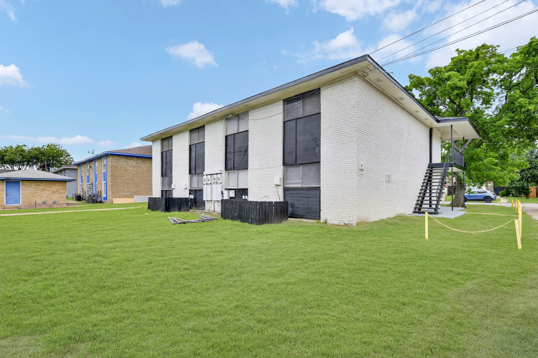 3016 Tudor Lane Irving TX 75060