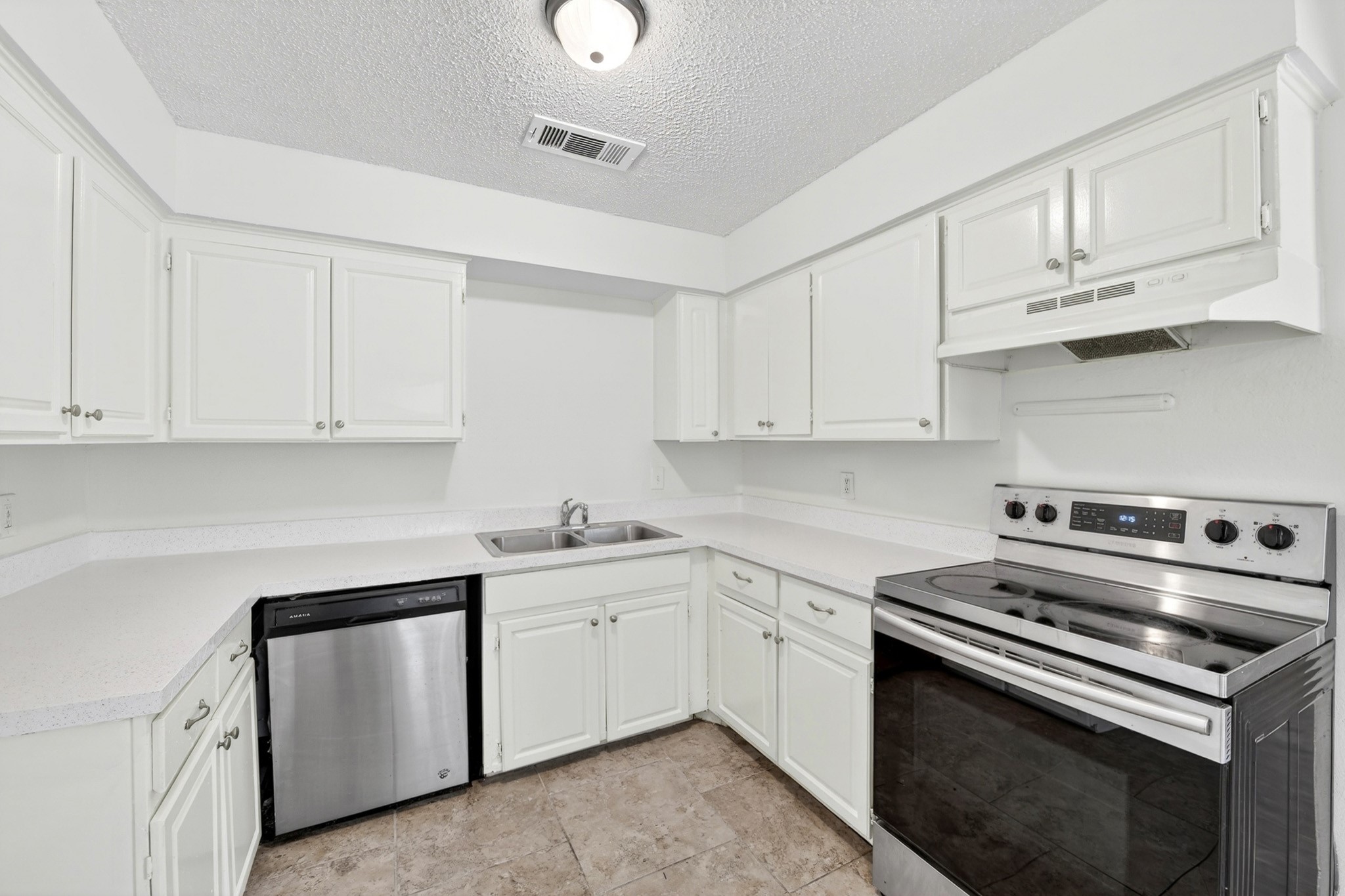 3016 Tudor Lane Irving TX 75060