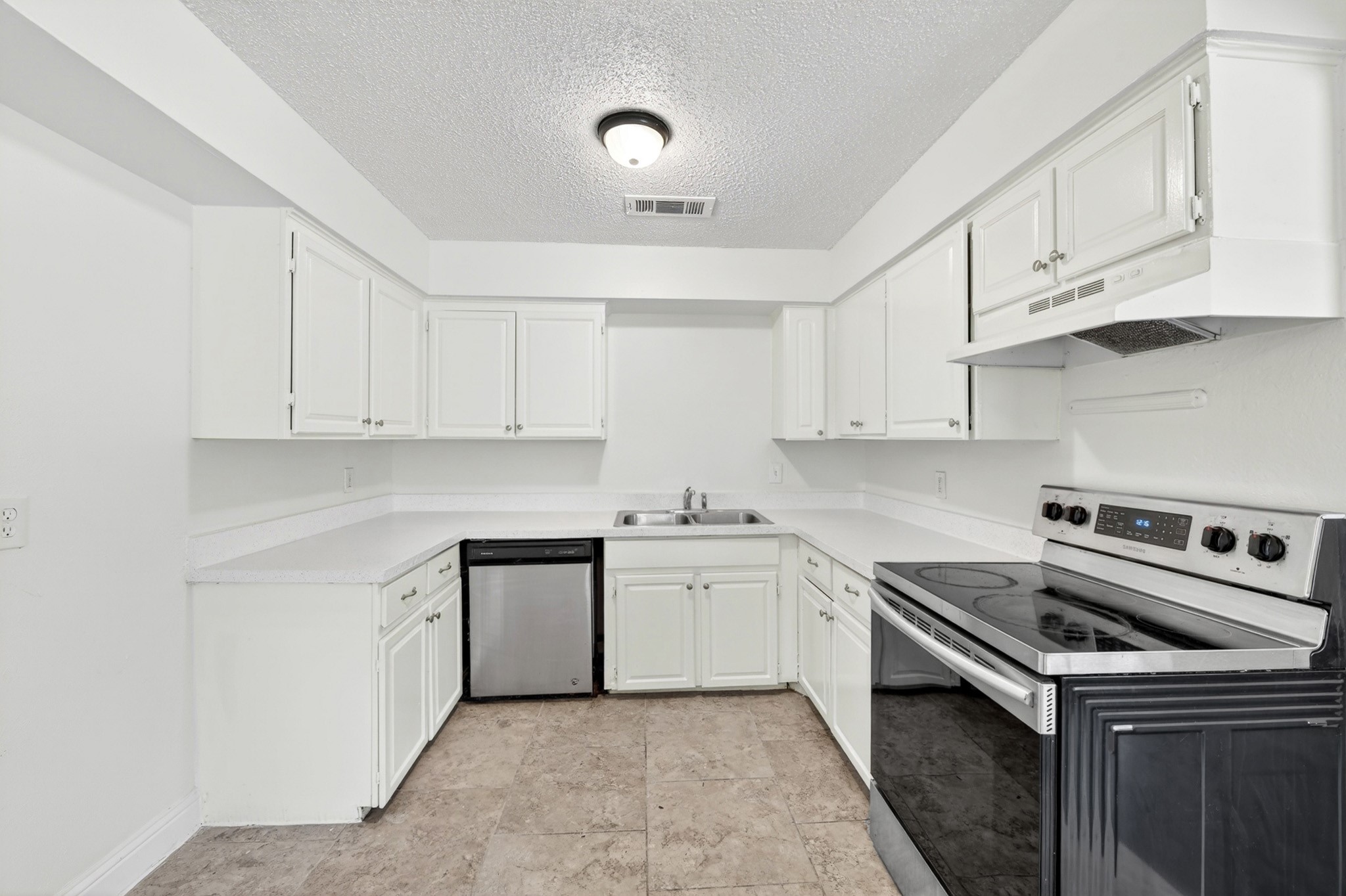 3016 Tudor Lane Irving TX 75060