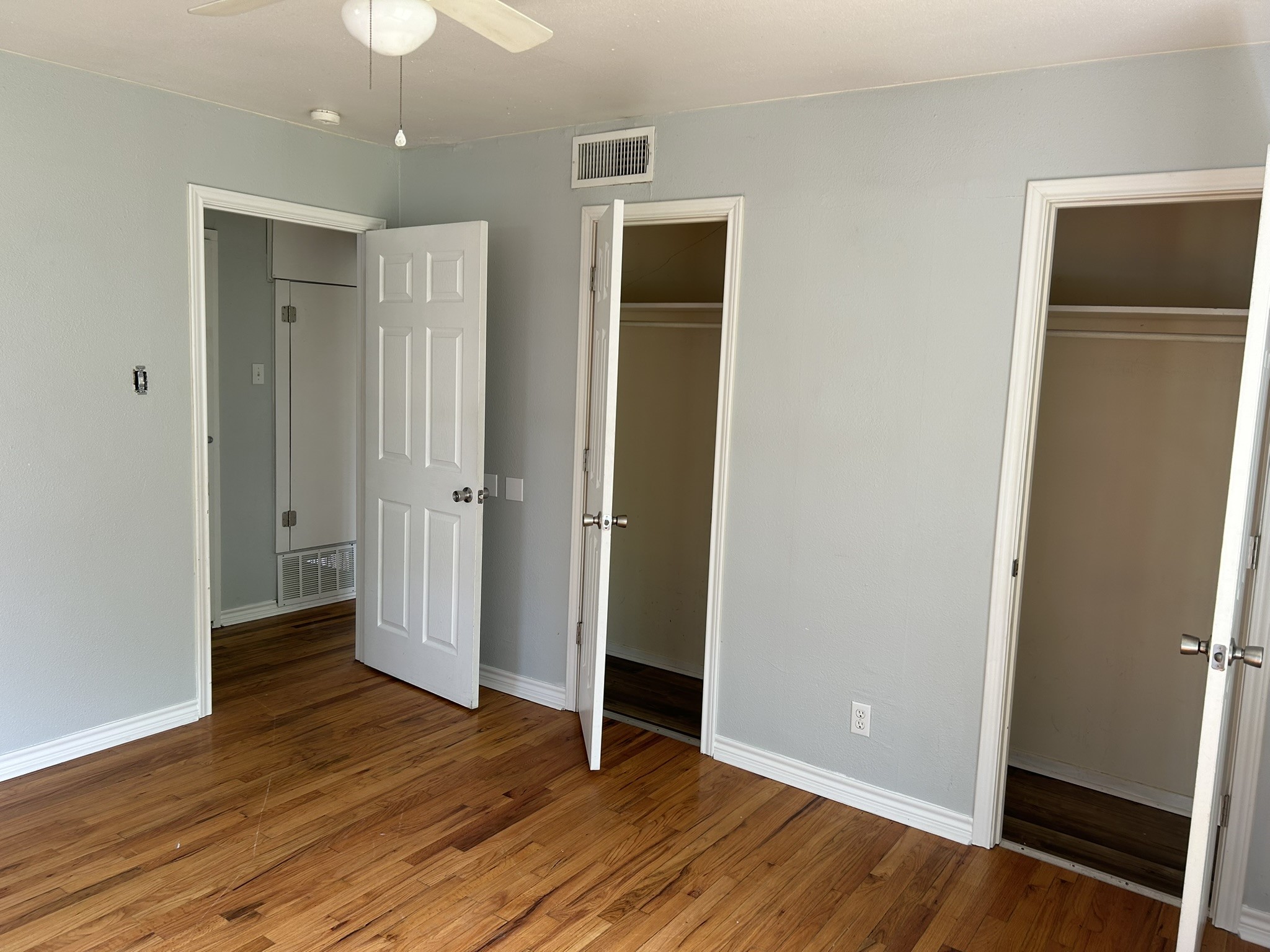 121 Vandenburg Drive Denison TX 75020