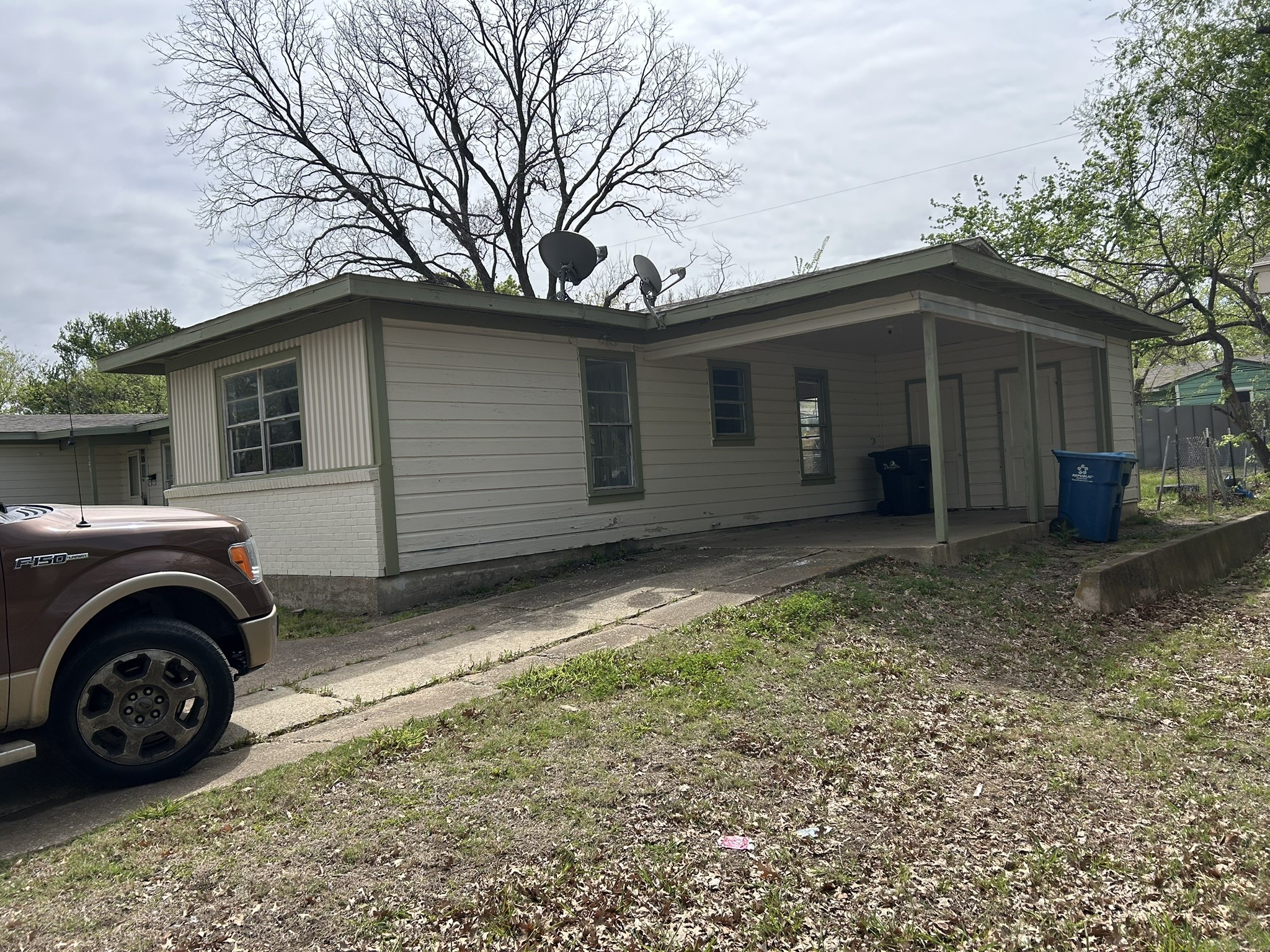 121 Vandenburg Drive Denison TX 75020