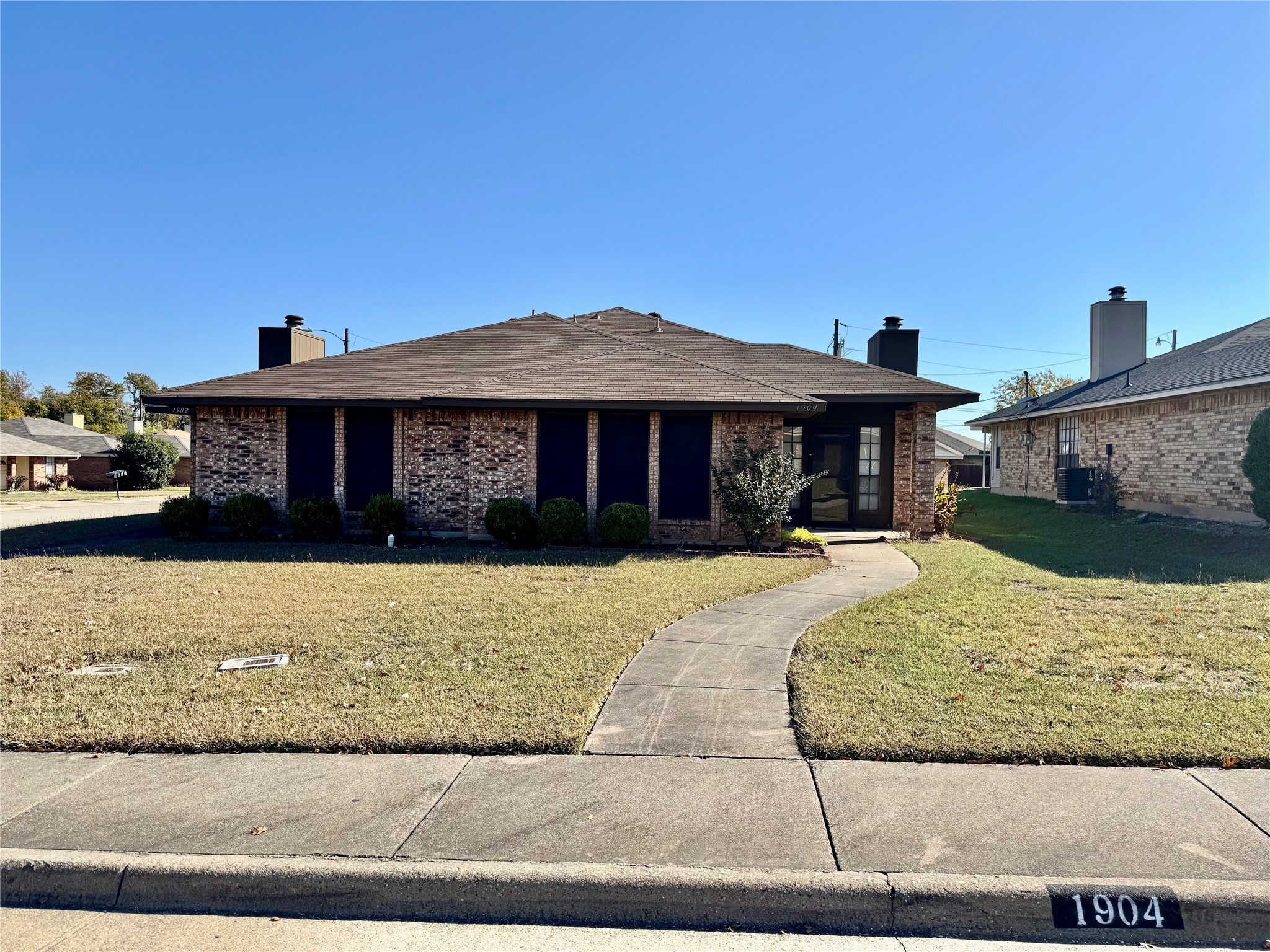 1904 Spindletop Drive Duncanville TX 75137