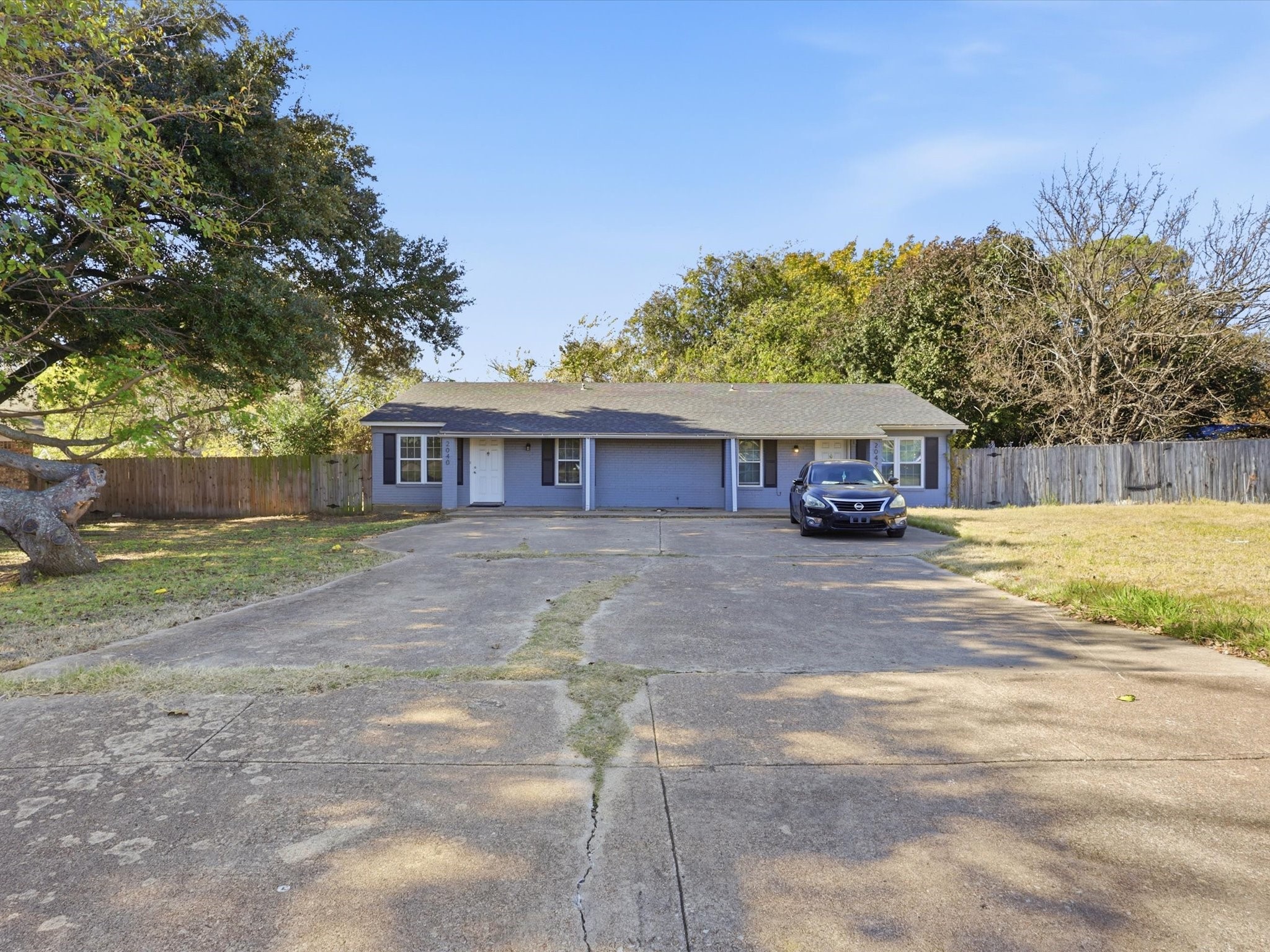 2040 Oakwood Court Arlington TX 76012