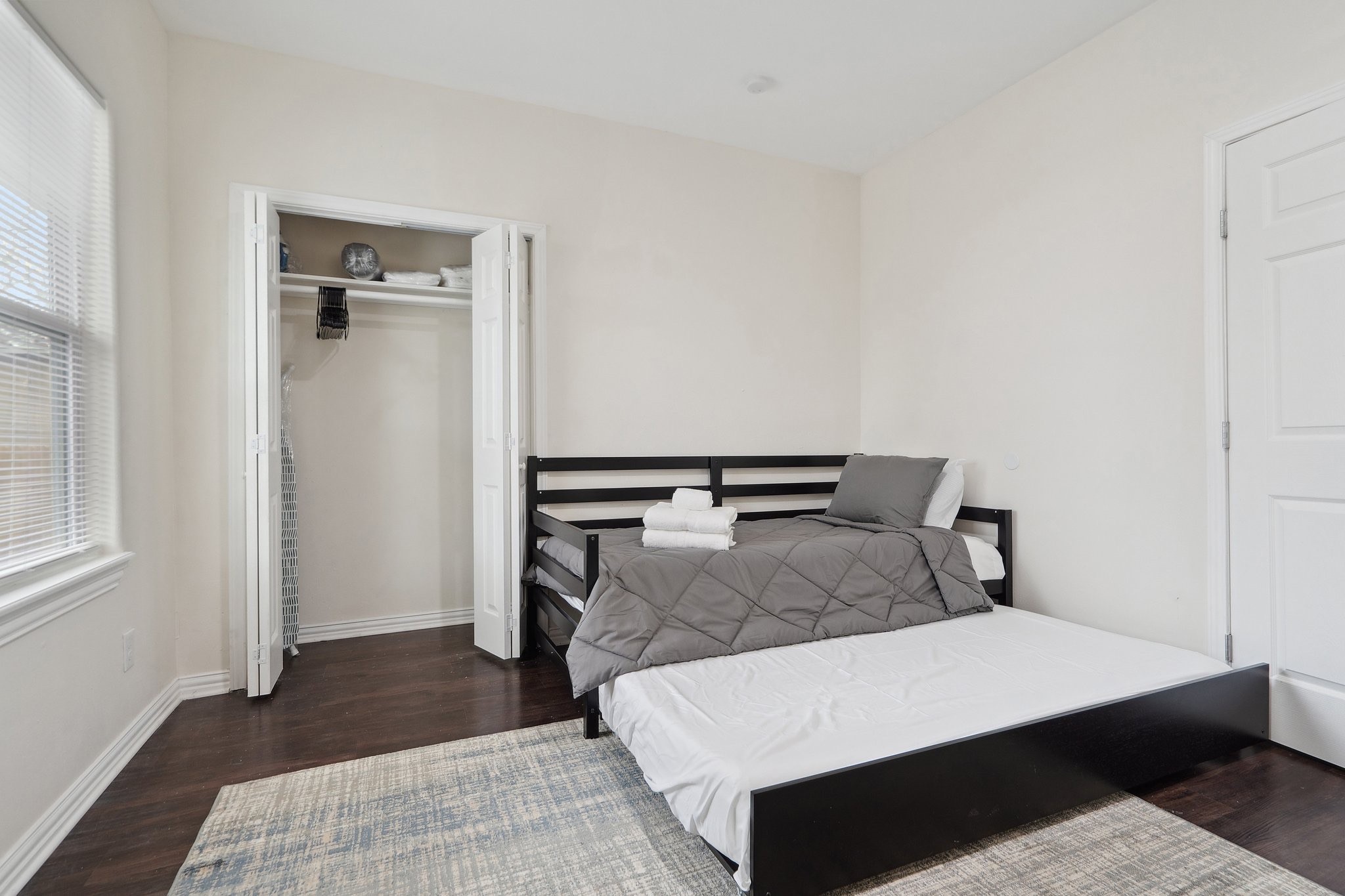 4216 E Side Avenue Dallas TX 75226
