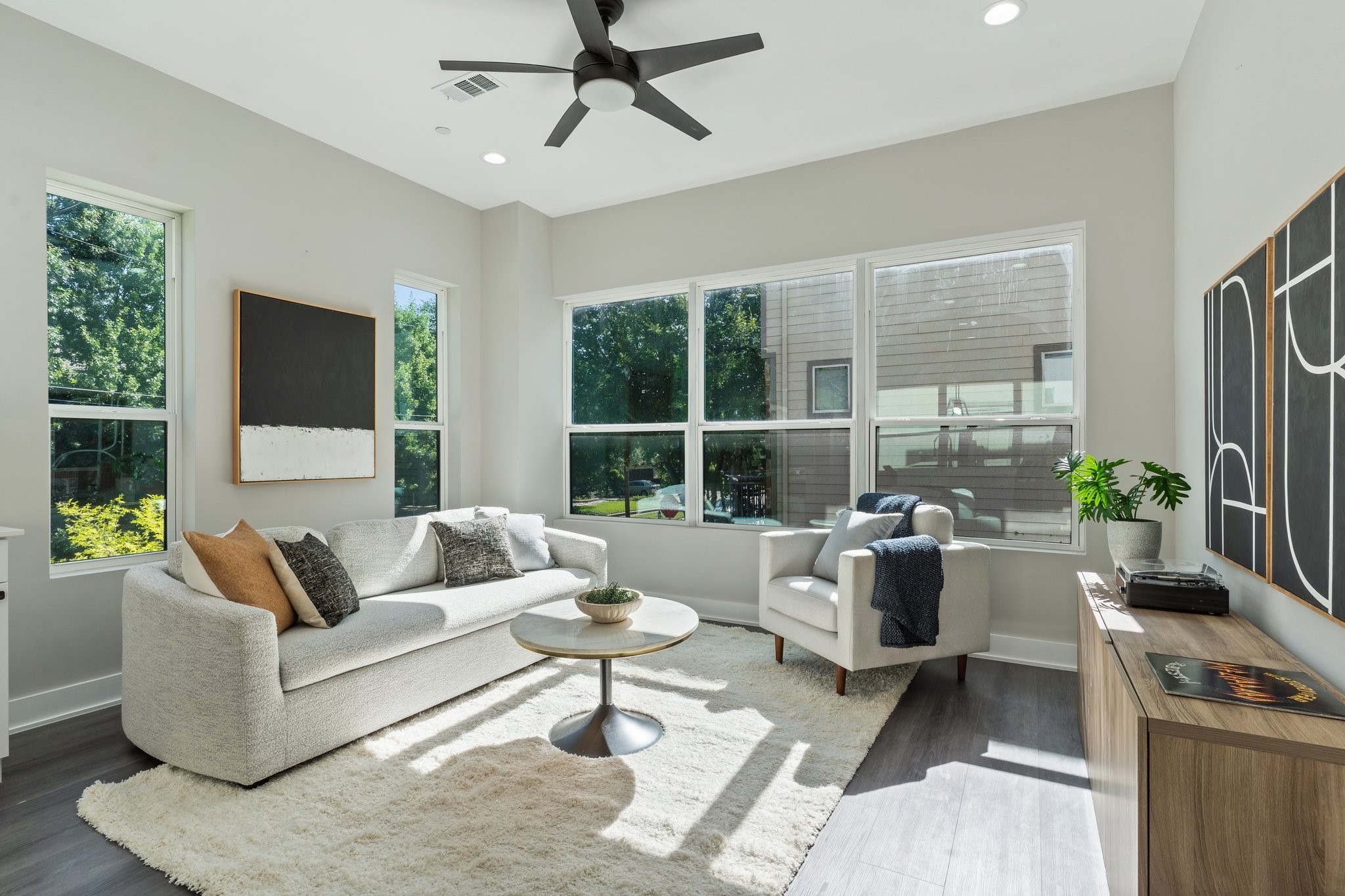 5810 Hudson Street Dallas TX 75206