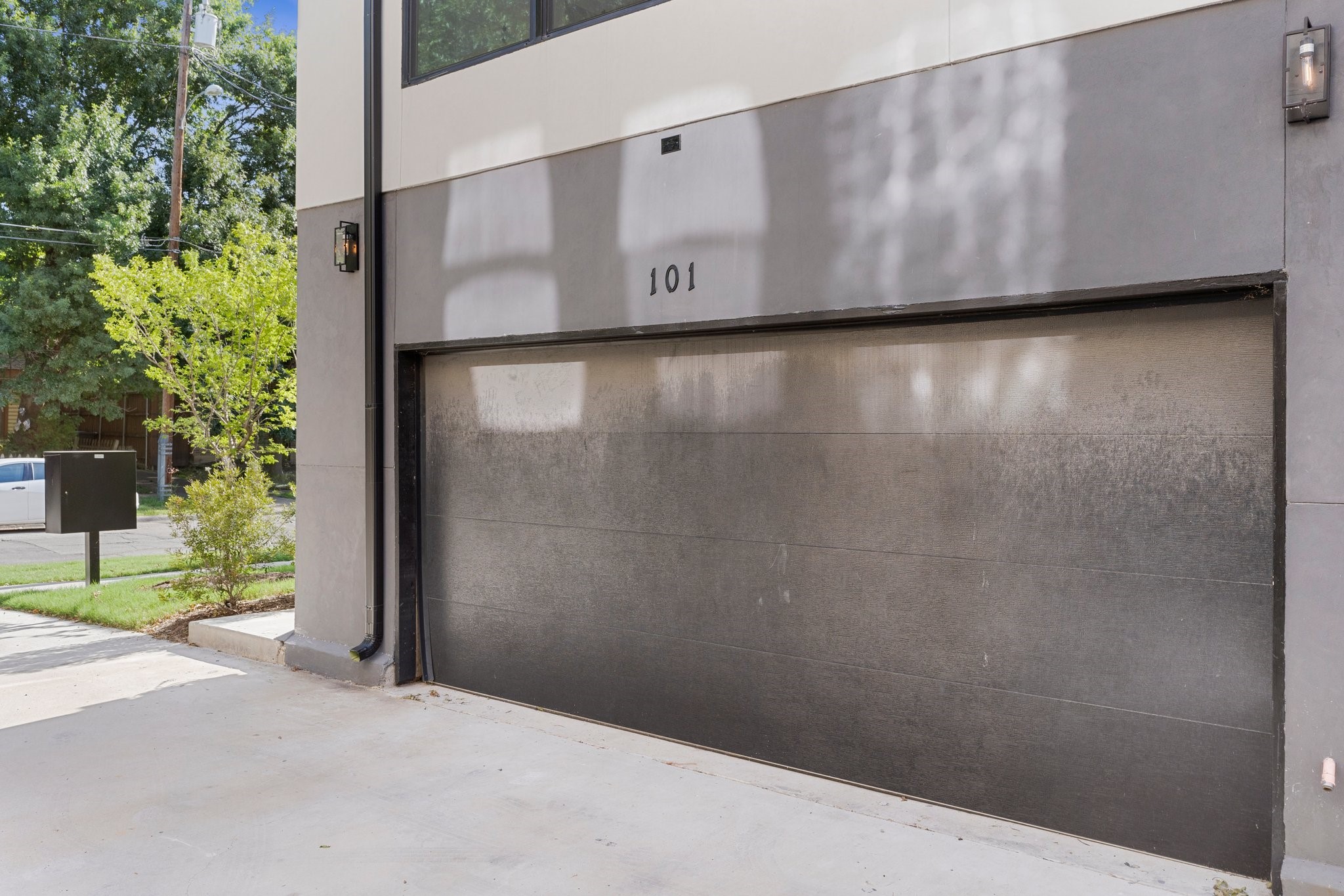 5810 Hudson Street Dallas TX 75206