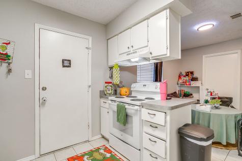 820 Ash Street Burleson TX 76028
