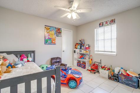820 Ash Street Burleson TX 76028
